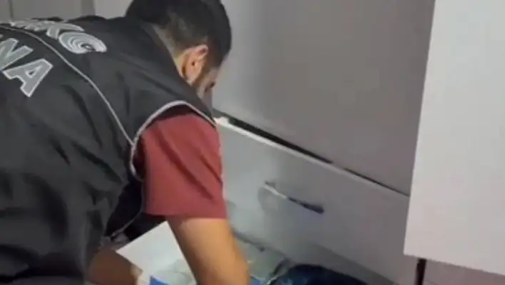 74 bin hap ve 1,5 kilo bonzai ele geçirildi