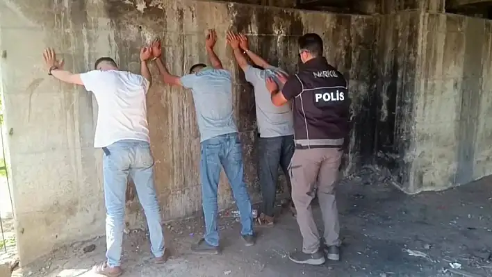 Uyuşturucu denetimi: 65 şüpheli yakalandı