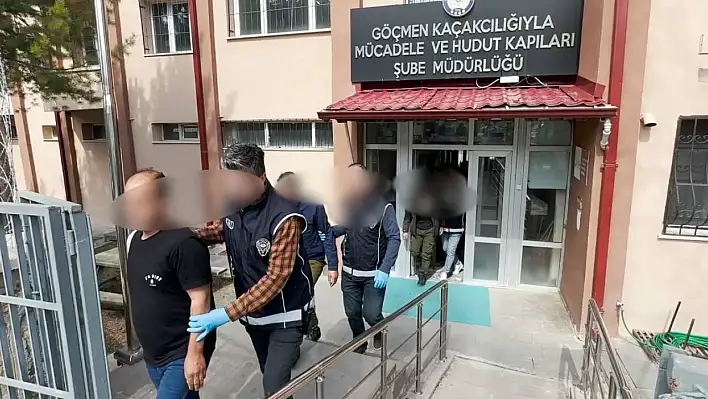 Sivas'ta kaçak göçmen yakalandı