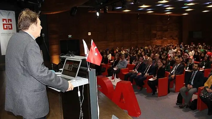 AGÜ'de '2. Yaşam Bilimleri Kongresi' başladı