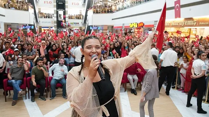 30 Ağustos'ta Tuğçe Kandemir coşkusu