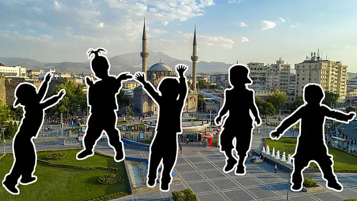 Aileler sıraya girmişti! Kayseri'de o merkeze kabul edilecek çocuklar belli oldu!