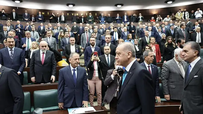 AK Parti'de mevcut vekillerin üzeri çizildi!