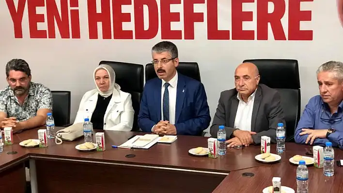 AK Parti  İl Başkanı  Çopuroğlu Tüm ilçe başkanlarına bakın ne dedi!