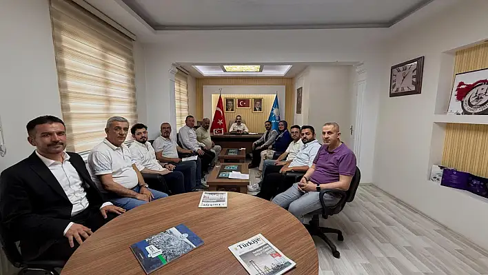 AK Parti Kayseri'de vatandaşa böyle çağrı yaptı: Konuşacak çok şeyimiz var, bekliyoruz