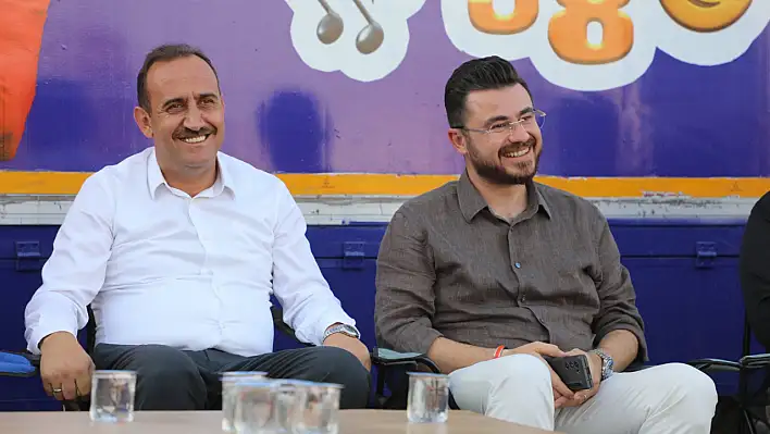 AK Parti Kayseri İl Başkanı yanında Milletvekili Hulusi Akar yokken bakın ne yaptı?