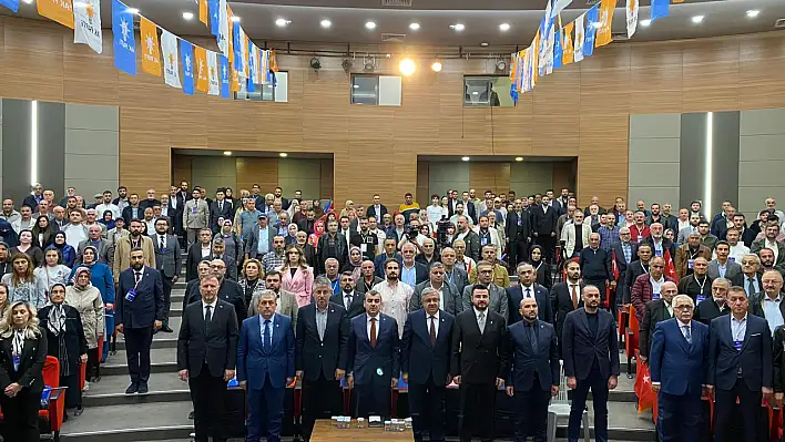 AK Parti Melikgazi Teşkilatı toplandı