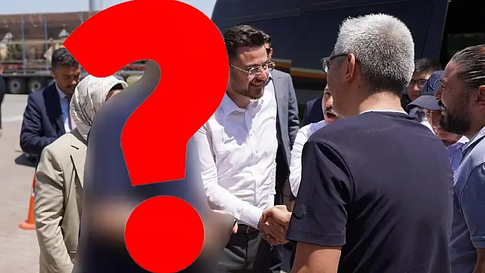 AK Partili Hulusi Akar'ı daha önce hiç böyle görmediniz! Bakan herkesi şaşırtan görüntü