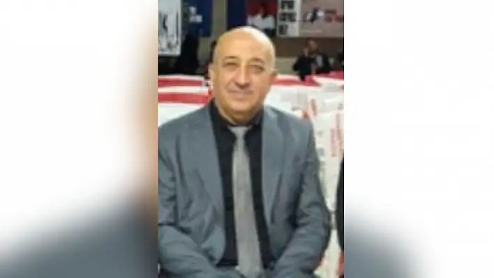 AK Partili isim Yeniden Refah Partisi'ne geçti