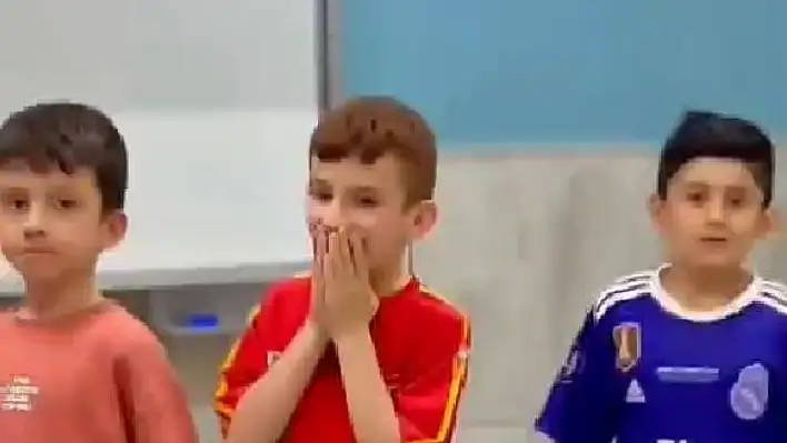 AK Partili Milletvekilini duygulandıran çocuklar