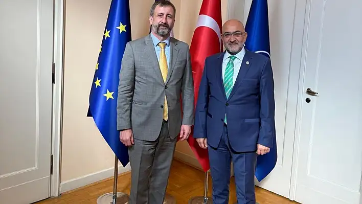 AK Partili vekil Kayseri için bakın kiminle bir araya geldi?