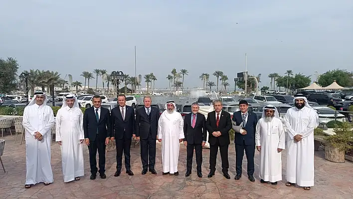 Akar ve Özsoy'dan Katar'da kritik görüşme!