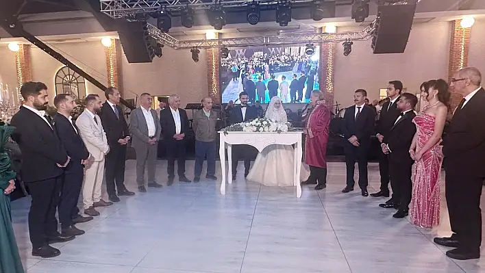 Akçil ailesinin mutlu günü