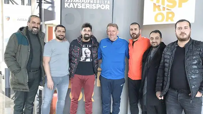 Akın: İnanıyoruz ki, bu takım ligde kalacak, haydi Kayseri desteğe