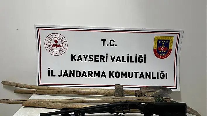 Akkışla'da suçüstü yakalandılar