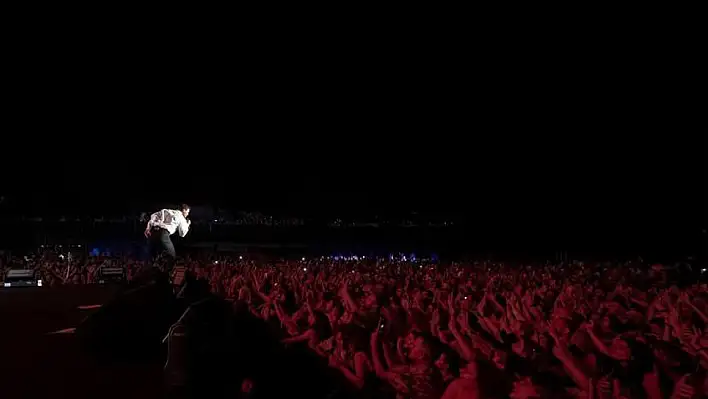 Akşam konser var! Ünlü sanatçı bugün Erciyes Üniversitesi'ne geliyor