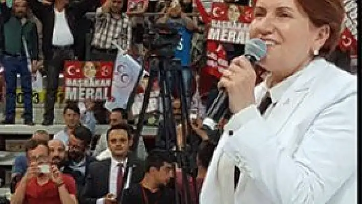 AKŞENER: 'BU ÜLKEYİ YÖNETMEYE SAHİP EN DONANIMLI PARTİYİZ' 