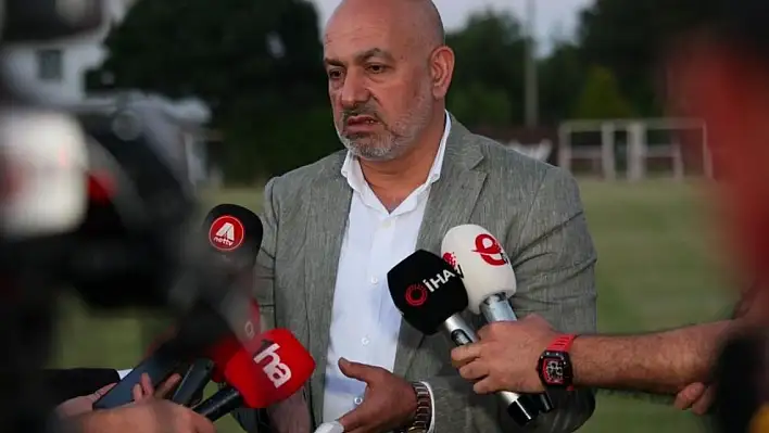 Ali Çamlı: Çağdaş hoca ile Avrupa oynamadan hiç bir yere gidemez!