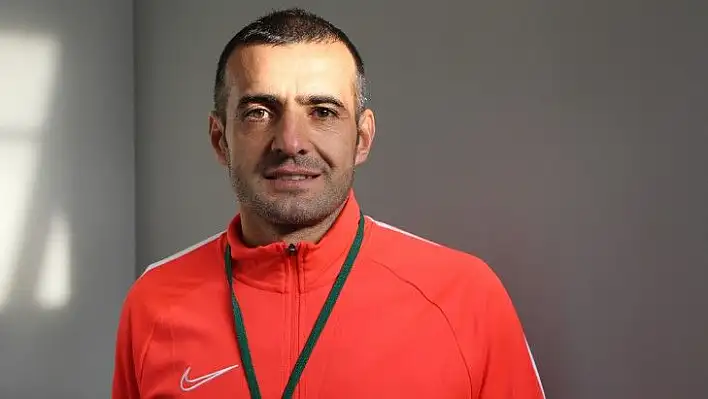 Alper Kelkitli: Kayserispor üzerindeki stresi attı, daha iyi yerlere gelecektir