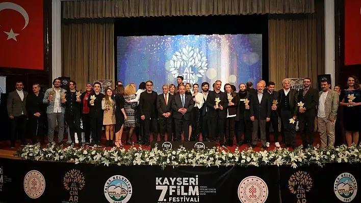 Altın Çınar 'Omar ve Biz'in
