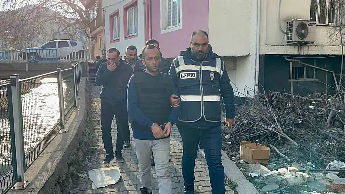 Altınları için başından vurulan kadından acı haber