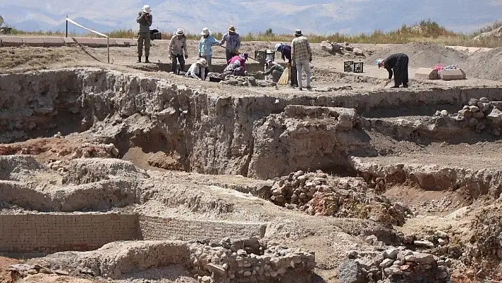 Anadolu kadınları 'Anadolu'nun tarihini gün yüzüne çıkarıyor