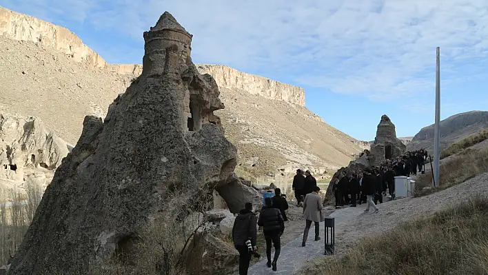 Anadolu'nun yeni incisini görmek için akın ettiler