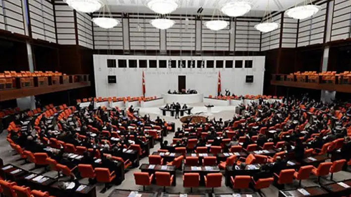 Anayasa oylamasında 4. maddesi kabul edildi