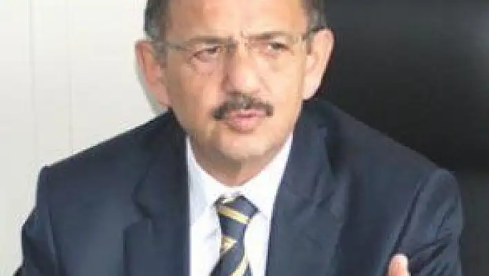  ANKARA'DA MİLLETVEKİLLERİ ÖZHASEKİ İÇİN İDDİAYA GİRMİŞ!