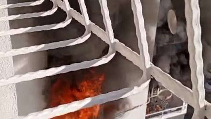 Ev sahibi canını zor kurtardı: 6'ncı katta yangın