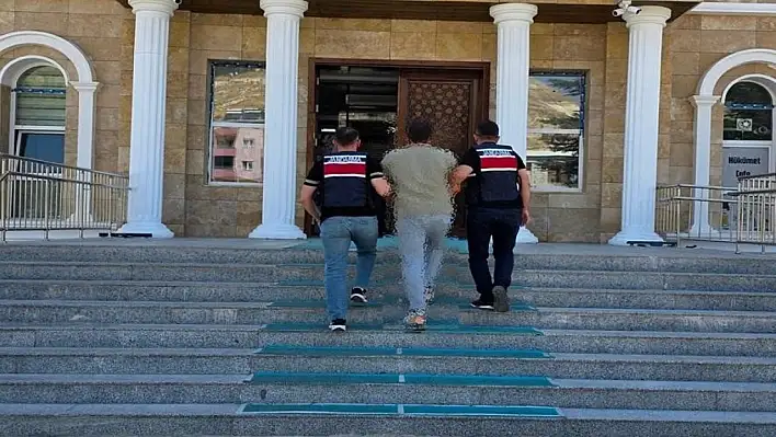 Aranan FETÖ firarisi yakalandı!