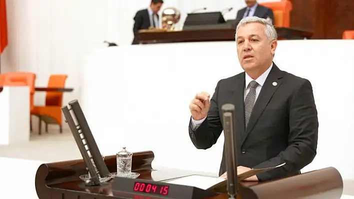 Arık: Ne dolanacak ne bozulacak bağ bırakmadınız!