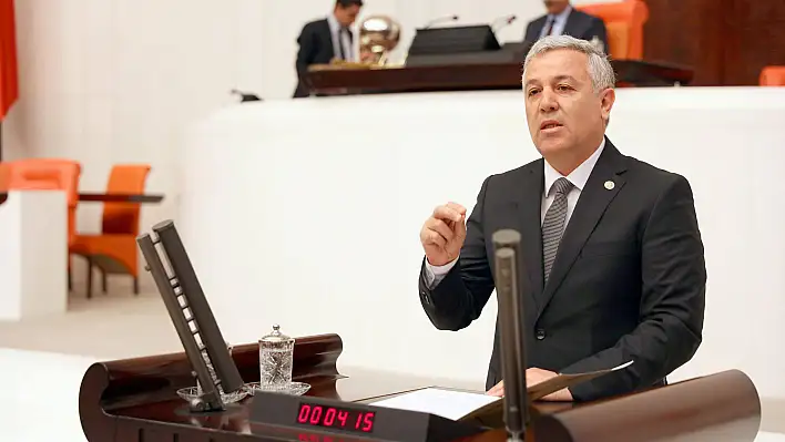 Arık: İktidar partisi milletvekilleri tek adamın talimatlarını yerine getirmek yerine milletin sorunlarını çözmeli!