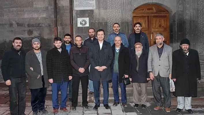 Arıkan: 'Dün Erbakan Hocamızı sevmeyenler bugün helallik istiyor'