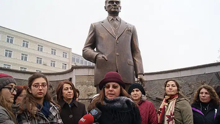 'Atamızın Gösterdiği Yolda, O'nun İzindeyiz!'