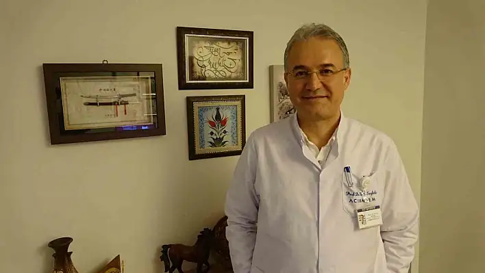 Ayak ayak üstüne üstüne atarak bu hatayı yapmayın!