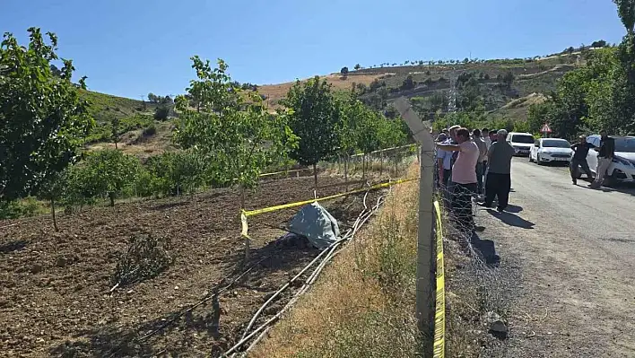 Bahçesinde kazı yaparken toprak altında kalan şahıstan acı haber