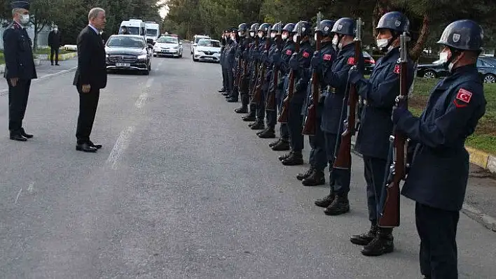 Bakan Akar: 'Kültür dünyasına bir eser daha kazandırmanın gurunu yaşıyoruz'