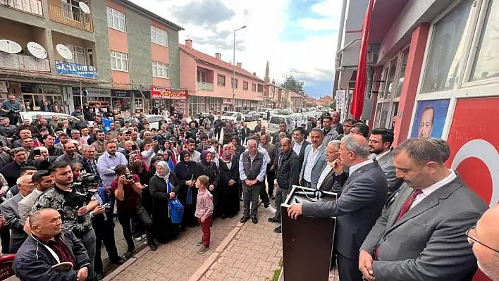 Bakan Akar: Sanayimizde büyük hamleler yapıldı.