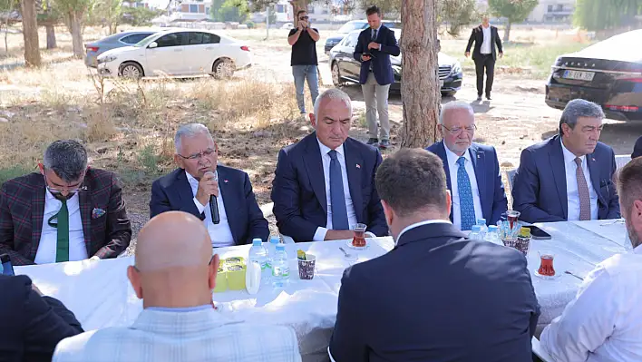 Bakan Ersoy'dan Kayseri'de başsağlığı ziyareti