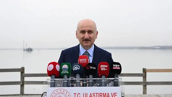 Bakan Karaismailoğlu: Kayseri Hızlı Tren Projesi'nin ihale işlemlerini tamamlıyoruz!