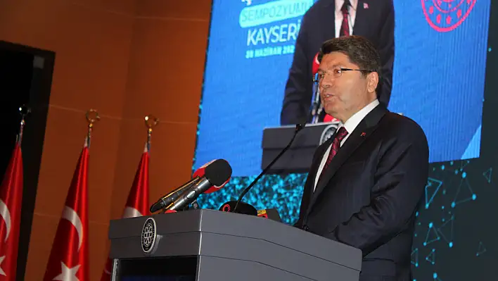 Bakan Kayseri'de konuştu! Yeni anayasa ile ilgili dikkat çeken açıklama