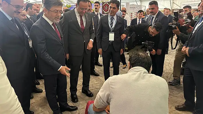 Bakan, Kayseri'ye baktı!