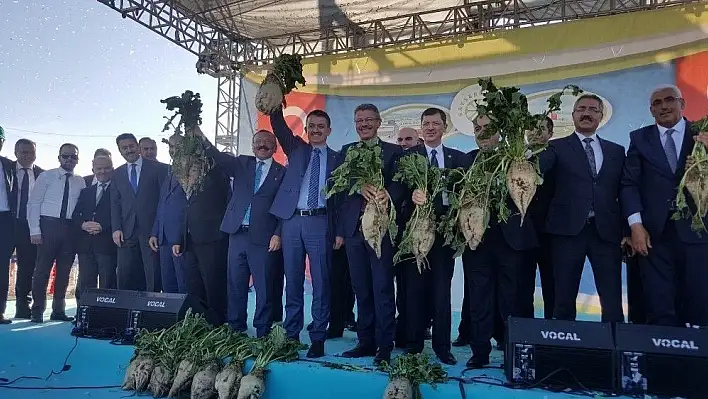 Bakan Pakdemirli: 'Geleceğin en parlak sektörü tarım olacak'
