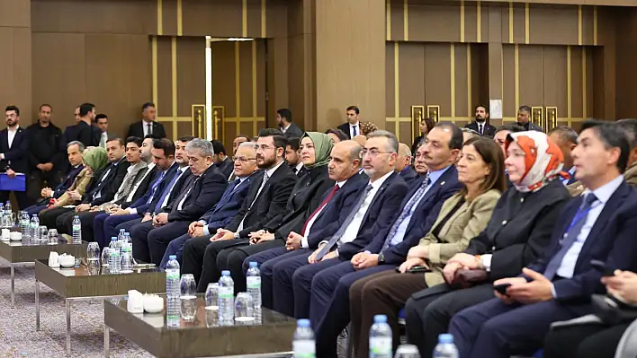 Bakanlar gelmedi ama yardımcılarını gönderdi! AK Partili isimler Ankara'dan Kayseri'ye çıkarma yaptı