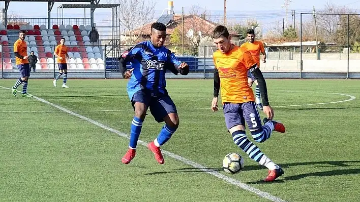 Başakpınar Belediyespor: 2 Kayseri Demirspor: 1
