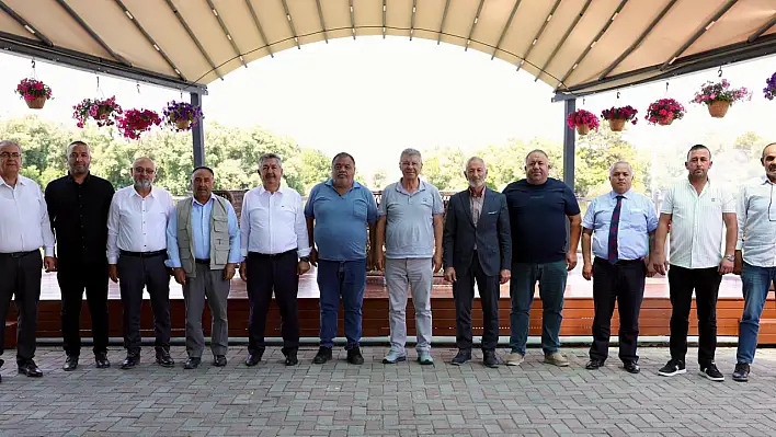 Başkan Akay'a ziyaretçi akını!