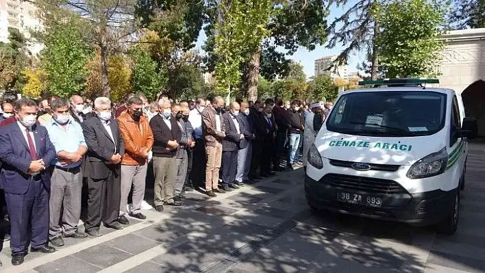 Koronavirüse yenik düşen Başkan'a veda...