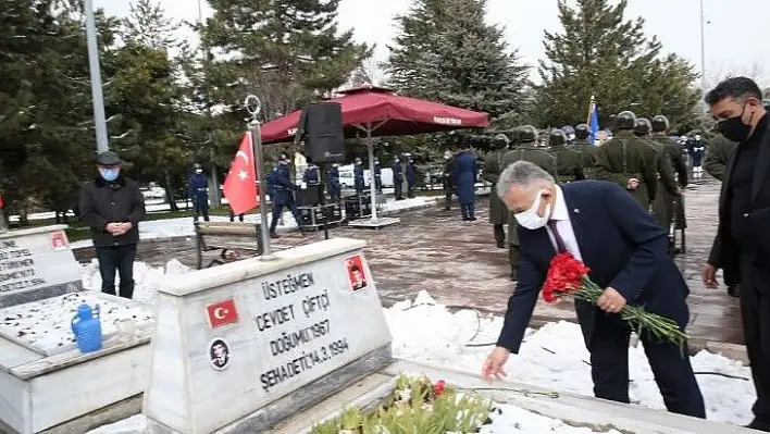 Başkan Büyükkılıç: '106 yıl önce ecdadımız 'Çanakkale Geçilmez' demiştir'