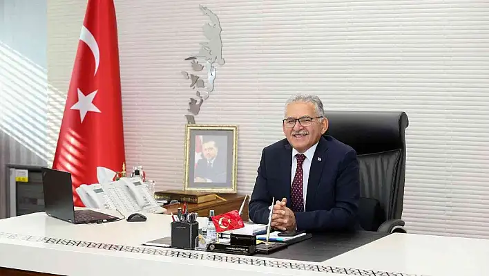 Büyükkılıç: Ecdadımızın izinden giderek vatanımıza sahip çıkmaya gayret ediyoruz